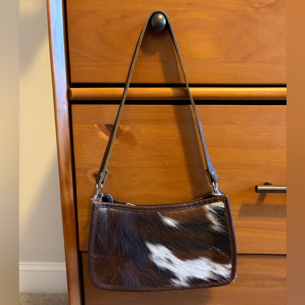Charlie Leather Tri Color Cow Hide Italian Nora Mini Baguette Crossbody Harlow - Picture 5 of 6